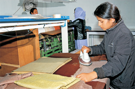 Pashmina products finishing process